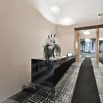 Apartman Modern With Portable Ac And Cozy Terrace Prága
