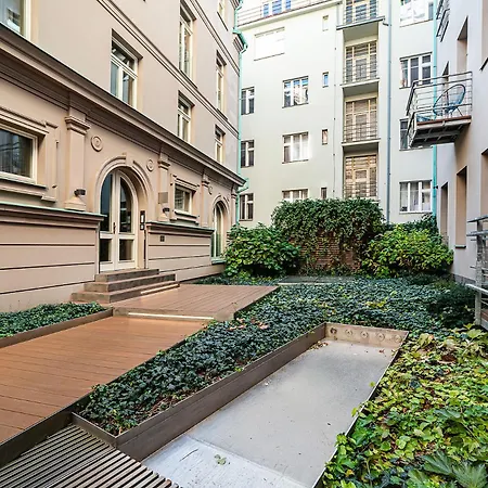 Modern With Portable Ac And Cozy Terrace *