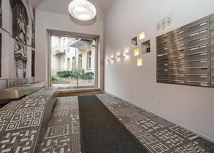 Modern With Portable Ac And Cozy Terrace * Prague