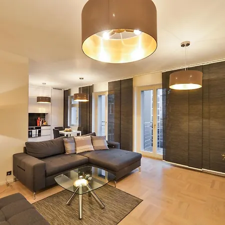 Modern With Portable Ac And Cozy Terrace * Prága