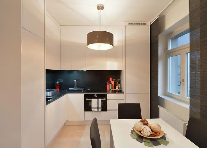 Modern With Portable Ac And Cozy Terrace Praha