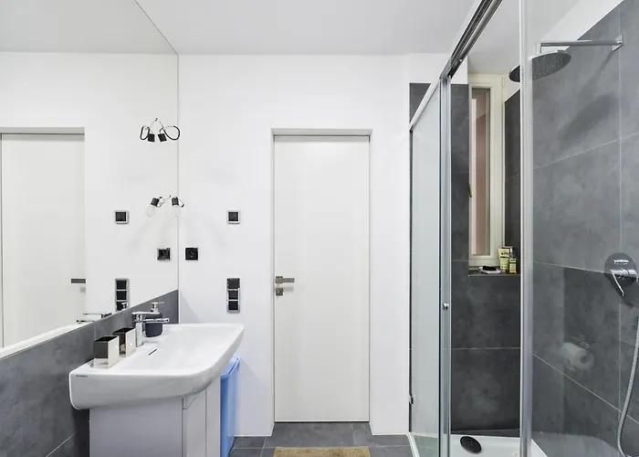 Modern With Portable Ac And Cozy Terrace
