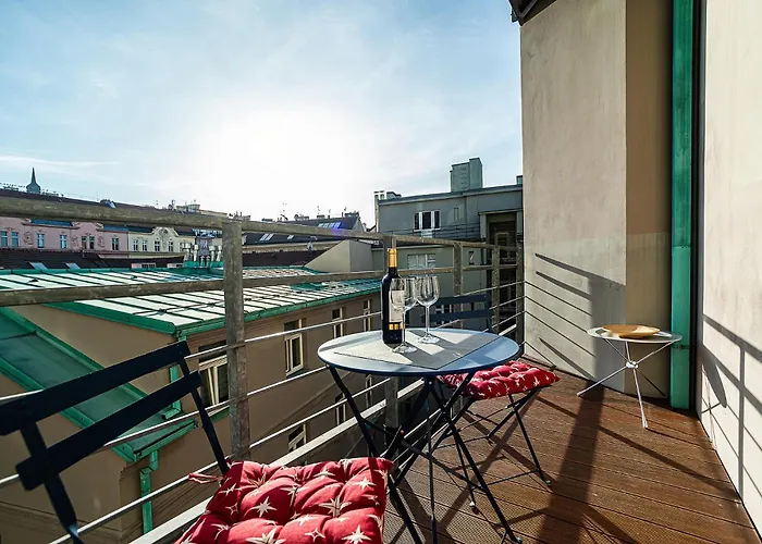 Modern With Portable Ac And Cozy Terrace *
