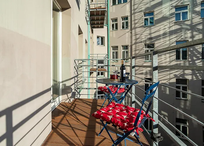 Apartmán Modern With Portable Ac And Cozy Terrace Praha